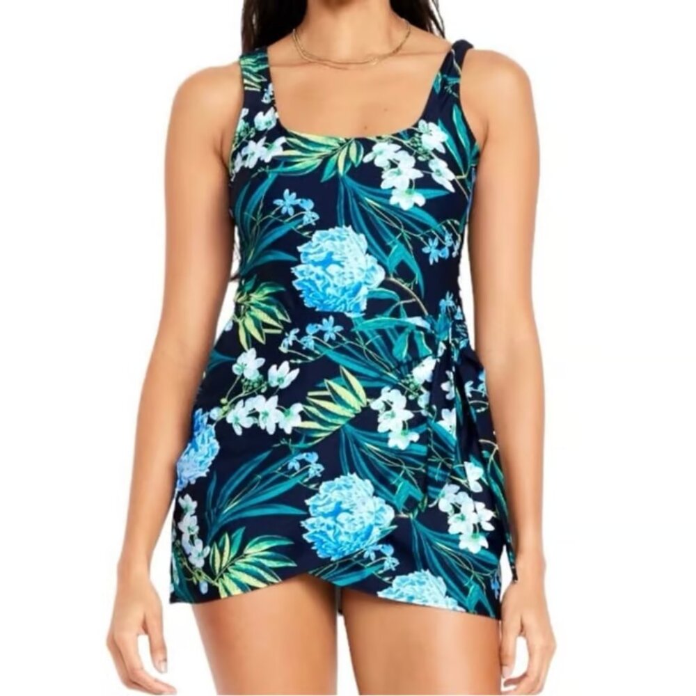 Women Swimwear One-piece Old Navy One-Pieces